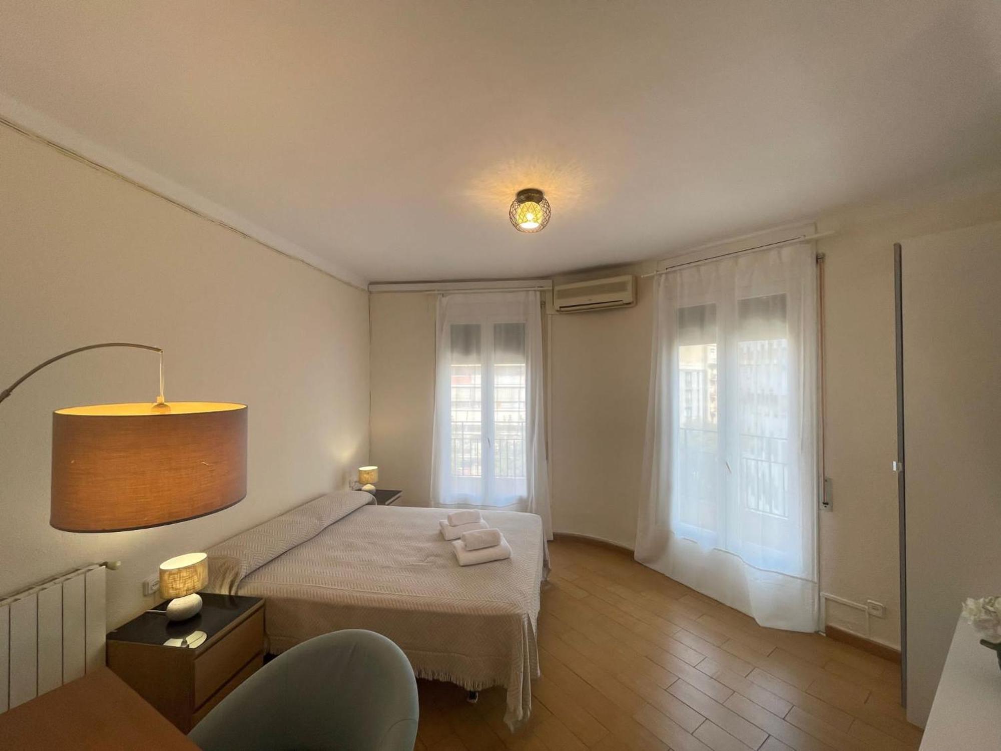 Rooms Nueva Valencia Barcelona Exterior foto
