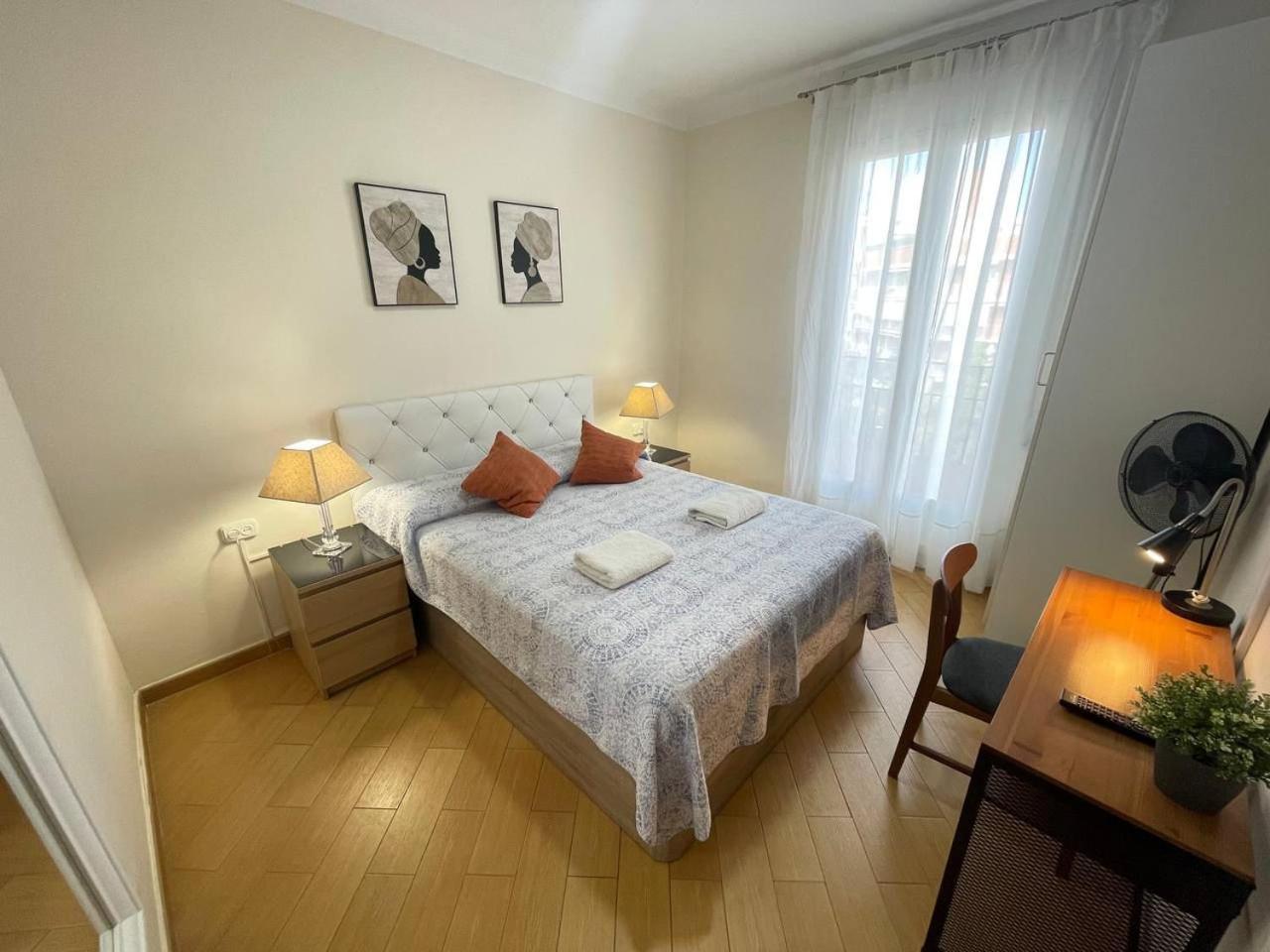 Rooms Nueva Valencia Barcelona Exterior foto